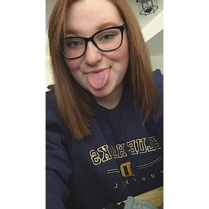 Meet your Posher, Kelli